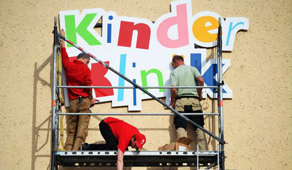 Kinderklinik Jena-SevenLives-Fassadengestalung